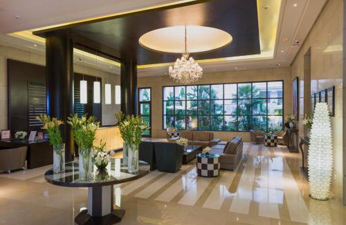 Les Berges Du Lac II Hotel | Le Corail Suites Hotel