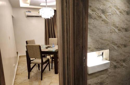 Oyo Hotel | Le Masik Hotel