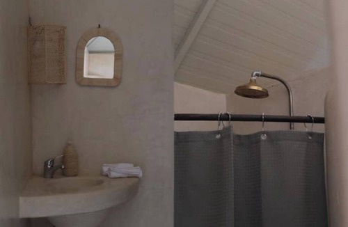 Tameslouht House | Le Patio des Sables. Swimming pool & Atlas view