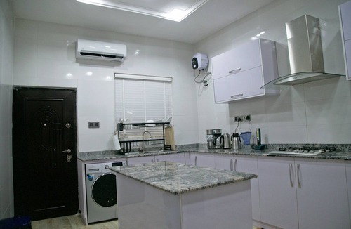 Ofin House | Lekki Conservation Luxury Palace with Gym and Pool