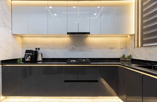 Ofin House | Lekki Eco-Luxe: 3BR Near Canopy Walk & Beaches
