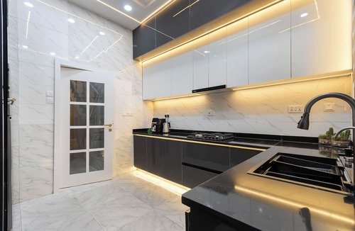Ofin House | Lekki Eco-Luxe: 3BR Near Canopy Walk & Beaches