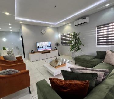 Ofin House | Lekki holiday shortlet