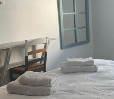 Sfax Apartment | Les portes délavées