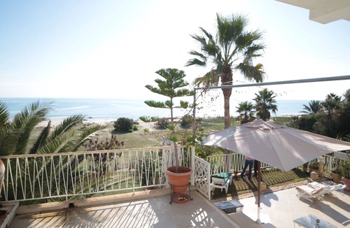 Les Deux Oueds Apartment | Loft feet in the water, enjoying a breathtaking view of the Mediterranean,
