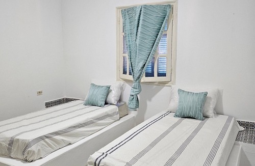 Mezraia Apartment | Logement 2 Chambres Entièrement Rénové et Équipé, Proche de la Plage