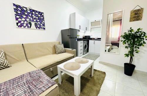 Al Mamsha El Seyahi Apartment | Lotus Elegant Pool View