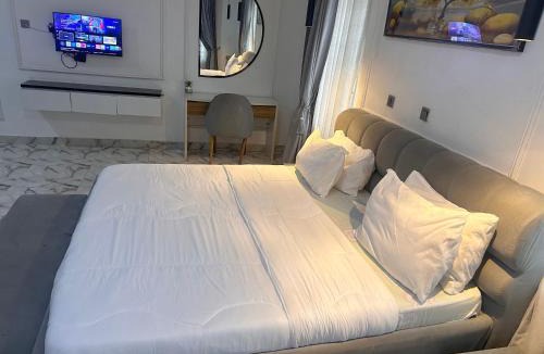 Ofin House | Luxe Haven - Orchid, Lekki