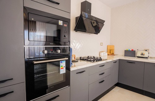 Cite El Wafa Villa | Luxurious 4-Bedroom Villa with Pool in Prime Location in hammamet