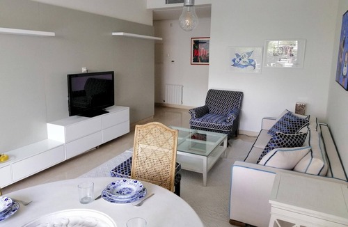 Sidi Daoud Apartment | Luxueux Apt avec Jardin et garage privés @ Marsa
