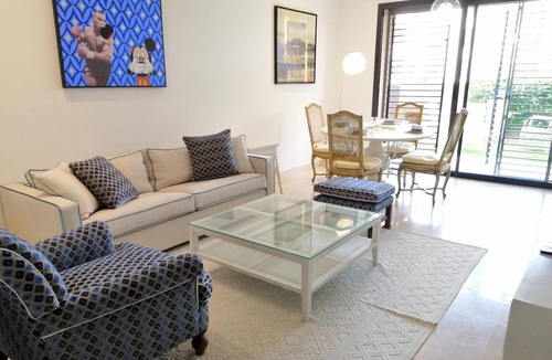 Sidi Daoud Apartment | Luxueux Apt avec Jardin et garage privés @ Marsa