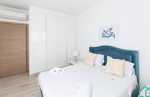 Sidi Daoud Apartment | Luxueux Apt avec Jardin et garage privés @ Marsa