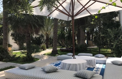 Mahdia House | Luxurious bungalow in the city center, with swimming pool and a few steps from the beach
