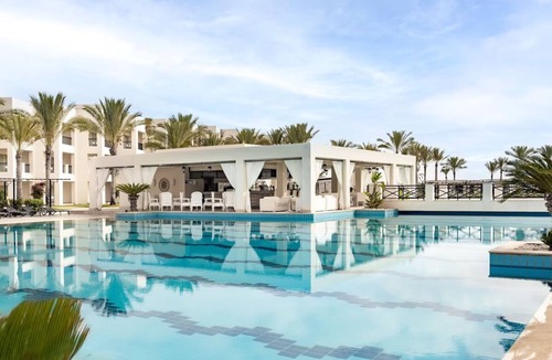 Zawiyat Sidi Musa Hotel | Luxurious Getaway for the Family - with Swimming Pool and Free Breakfast