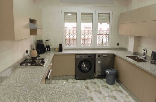 Lahebichate Apartment | Luxury 2-Bedroom Apartment with AC & WiFi & Free Parking near Marrakech