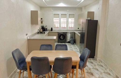 Lahebichate Apartment | Luxury 2-Bedroom Apartment with AC & WiFi & Free Parking near Marrakech