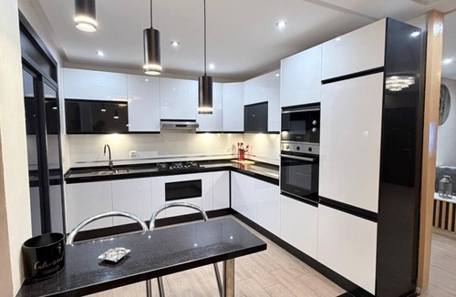 Hay Al Matar Apartment | Luxury 2-Bedroom Apartment | Cosy & Modern Comfort