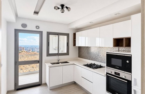 Les Jardins d'El Menzah 1 Apartment | Luxury 2-Bedroom Apartment in Menzah 9C, Close to the Airport