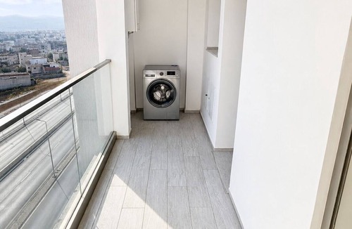 Les Jardins d'El Menzah 1 Apartment | Luxury 2-Bedroom Apartment in Menzah 9C, Close to the Airport