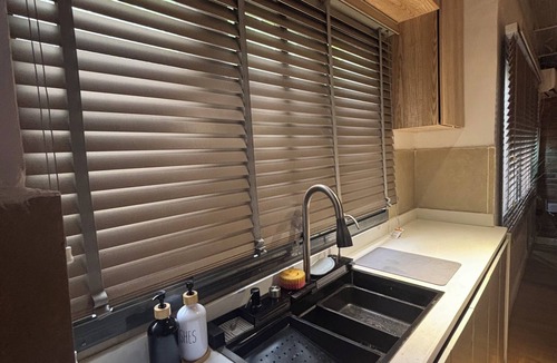 Ofin Apartment | Luxury 2BR Apartment in Secure Green Estate