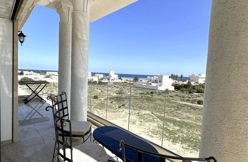 Mahdia Apartment | Luxury 3 Bedrooms Apartment Sea View