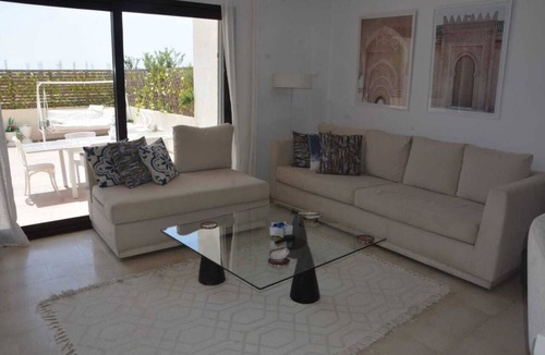 Gammarth Apartment | Luxury 3bedrooms apartment in Gammarth Touristique with Pool 3 Mnts beach access