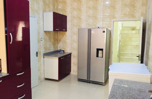 Ofin House | Luxury 4 Bedroom Apartment