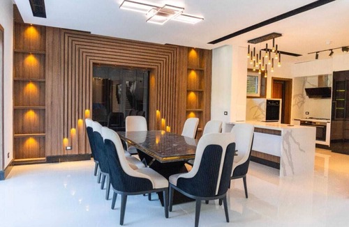 Sheikh Zayed City Villa | Luxury 6BD Smart Villa with Heated Pool in Sheikh Zayed