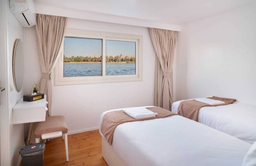 Luxor Boat Rental | Luxury Dahabiya sailing 4,5,7Nigh boat tour Luxor & Aswan