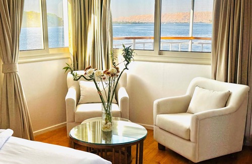 Luxor Boat Rental | Luxury Dahabiya sailing 4,5,7Nigh boat tour Luxor & Aswan
