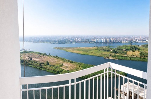 Cairo Apartment | Luxury Nile View Apartment in Cairo Private Balcony & 3 Bedrooms