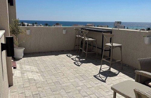 Rejiche Apartment | Luxury Rooftop Wifi, Ac, Outdoor Barbecue