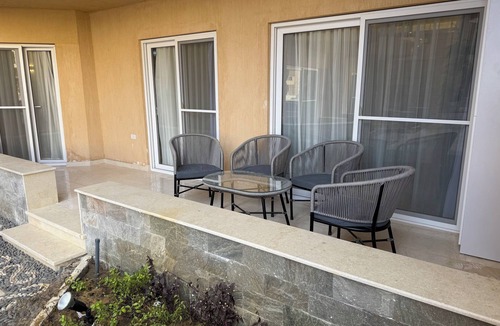 Al Ahyaa Apartment | Luxury Selena Bay Apartment- Private Beach, Kite School & 5 Pools!