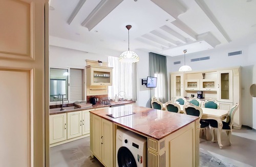 Tunis Villa | Luxury villa with heated pool, private elevator and wonderful view of Lake Tunis