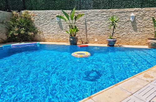 Tunis Villa | Luxury villa with heated pool, private elevator and wonderful view of Lake Tunis