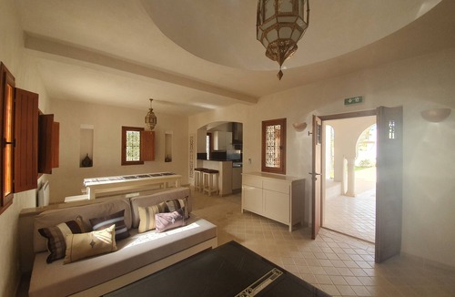 Djerba Midun Villa | Magnificent villa with swimming pool, quiet location, close to the beach and tourist activities