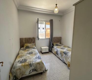Hiboun Villa | Mahdia Golden Sands Stay - Beachside Luxury avec Wifi