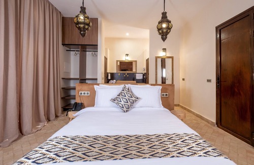 Gueliz Bed & Breakfast | Majestic Luxury Manoir 34 rooms 68 people