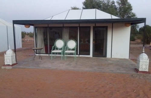 Taouz Bed & Breakfast | Merzouga Landscape luxury Camp