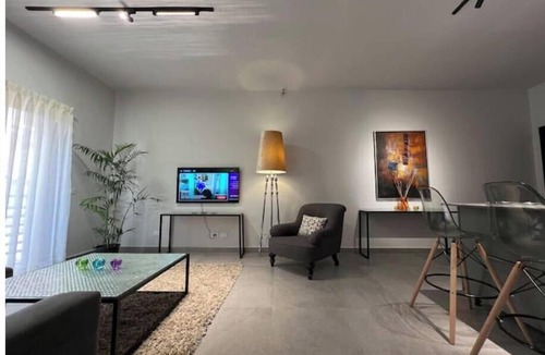 New Cairo Apartment | Modern 1BR Apartment in New Cairo near AUC A207