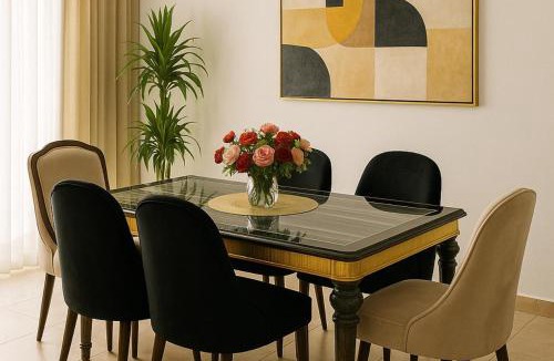 Dream Land Apartment | Modern 2-Bedroom Apartment with Private Building Pool