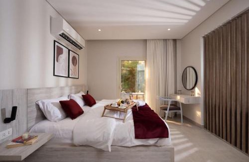 Maadi Apartment | Modern 88 by Spacey #72- pool,Gym&Garden
