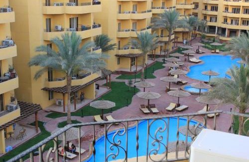 Al Mamsha El Seyahi Apartment | Modern Apartment in the Britsh Resort
