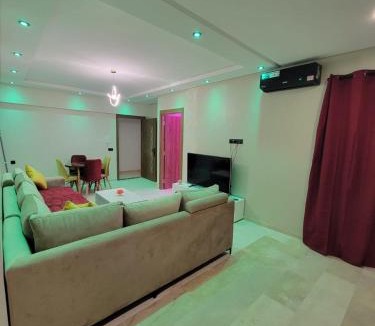 Semlalia Apartment | Modern Apartment with Pools & Free Parking