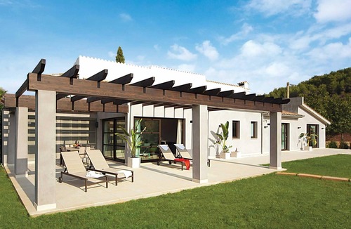 Pollensa Villa | Modern single storey villa w/private pool.