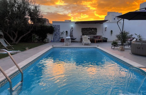 Hammam Sousse Villa | Modern villa with swimming pool and jacuzzi, large garden, close to the beach