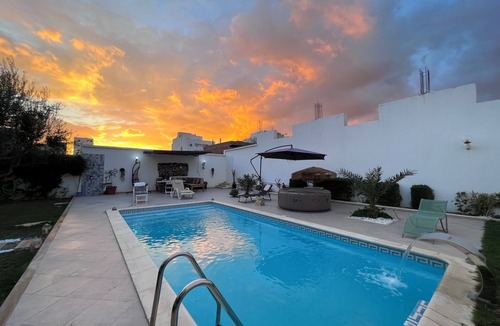 Hammam Sousse Villa | Modern villa with swimming pool and jacuzzi, large garden, close to the beach