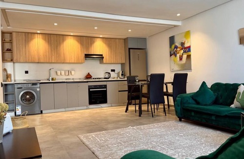 Ain Mezouar Apartment | Mosaic 54 - Heated Pool, Gym & Private Apt - Near Train Station & M Avenue