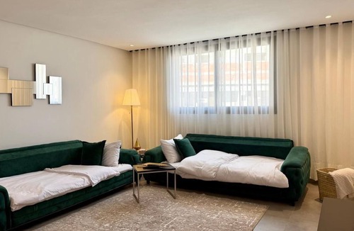 Ain Mezouar Apartment | Mosaic 54 - Heated Pool, Gym & Private Apt - Near Train Station & M Avenue