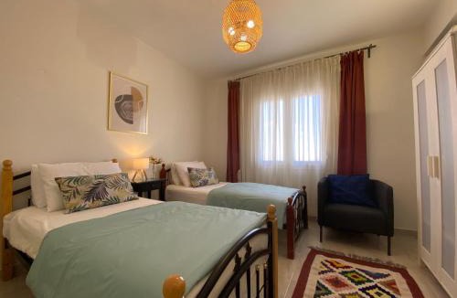 Zawiyat 'Abd al Mun'im House | Mountain View luxe chalet Ras elhikma families only